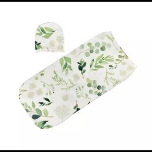 New a cocoon swaddle & hat set